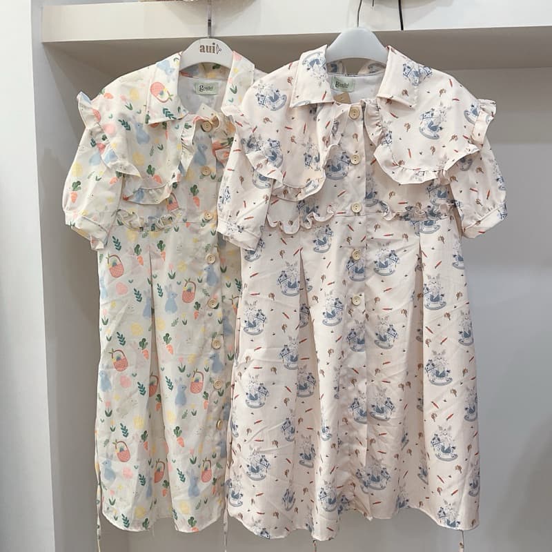 เดรสน่ารักผ้าพิมพ์ลายสาวหวาน🌸 🌼แต่งคอปกระบาย2ชั้น
